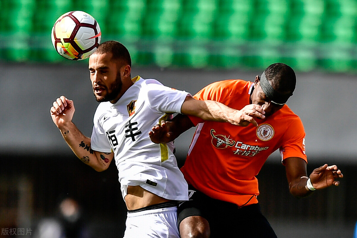 关于里程碑夜利物浦强势反弹，CBA常规赛清晨刷纪录，赛场秩序良好，球探报告显示潜力的信息